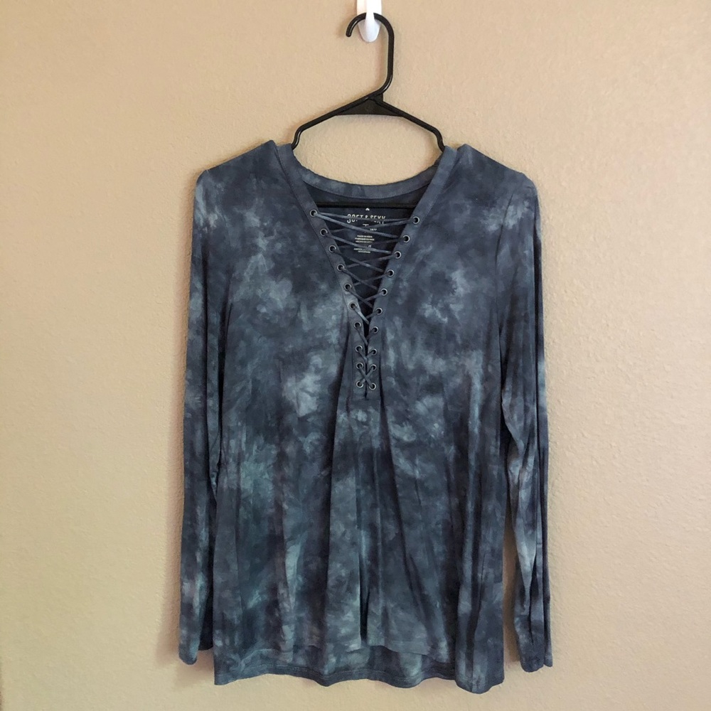 American Eagle Blue Tie-Dye Long Sleeve